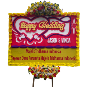 Bunga Papan Elegan dengan desain minimalis ini cocok untuk berbagai acara seperti ucapan selamat atau belasungkawa. Dibuat dengan bunga segar pilihan yang dirangkai secara profesional untuk memberikan kesan yang sopan dan berkesan. Ranga kuat, kokoh, dan elegan. Bisa custom untuk penulisan nama, ucapan, dan warna sesuai keinginan Anda.